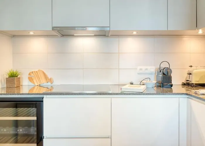 Cozy For 6 In Apartamento *