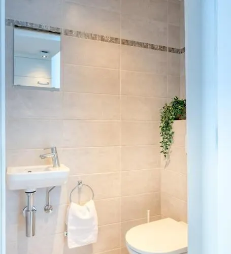 Cozy For 6 In Apartamento Ostend